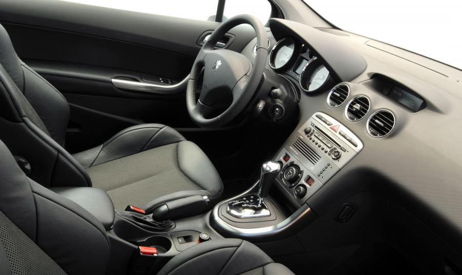  Peugeot 308 GT 2008 года  (фото 9 из 101)